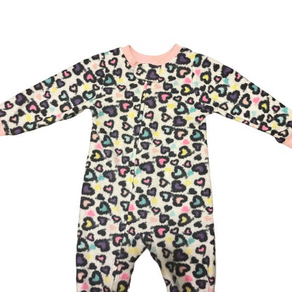 Kidgets Pink and Purple girls Hearts Sleeper. Size 18M. - Picture 2 of 6